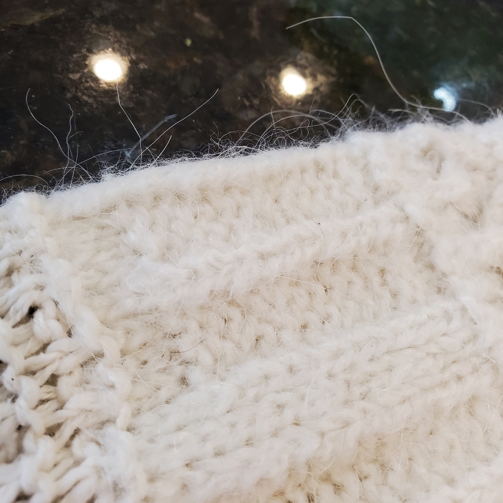 Zara‎ Sweater - Picture 5 of 9